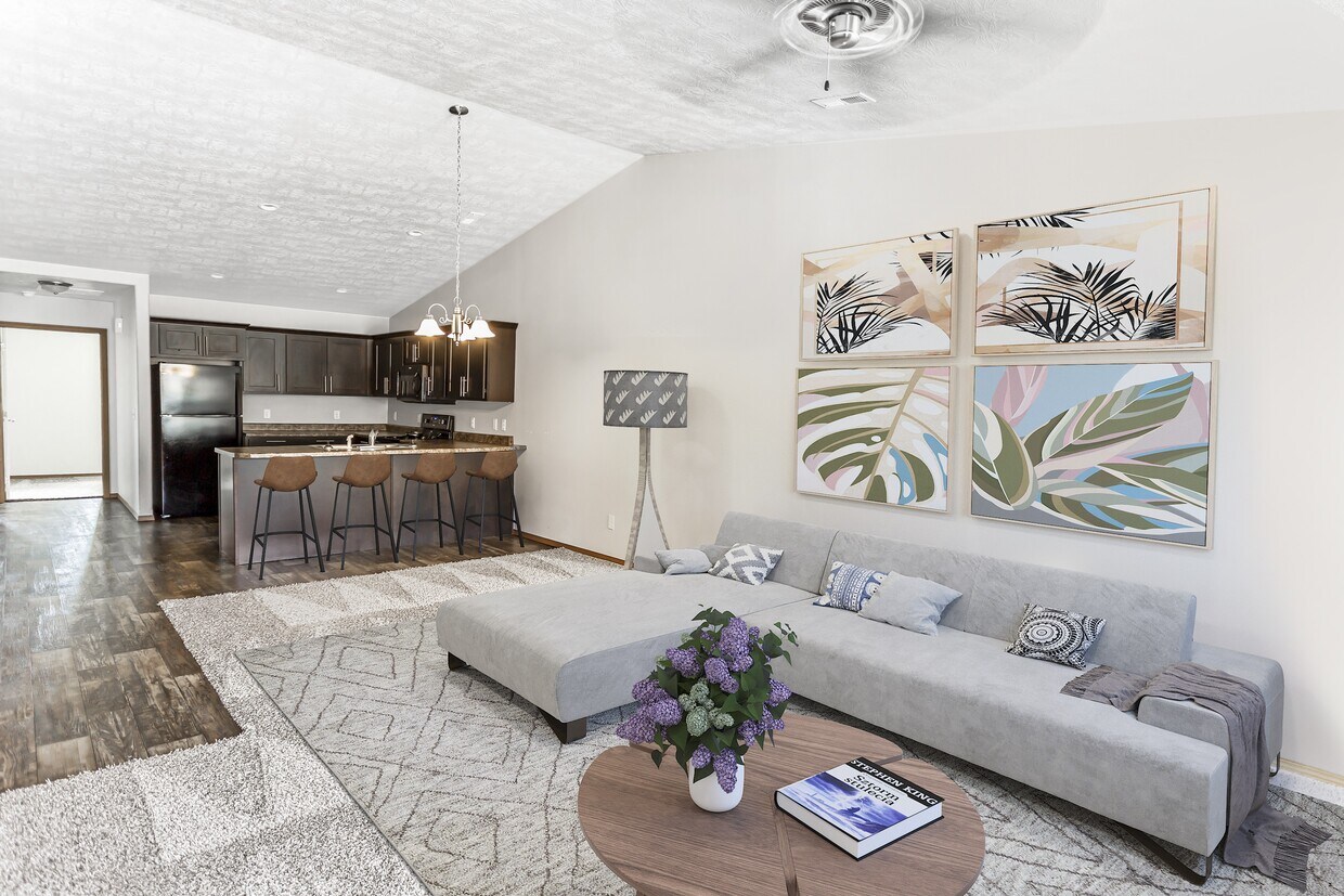 Harvest Acres Apartments in Harrisburg, SD