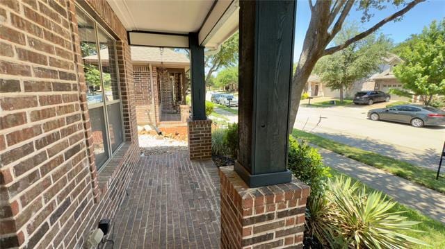 Building Photo - 5621 Hampshire Dr