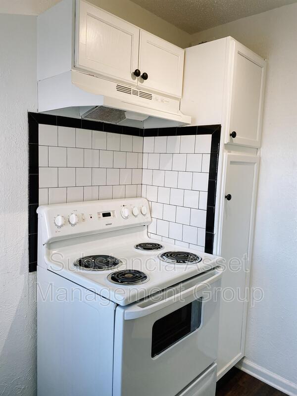 Foto del edificio - 1722 N Lindsay Ave