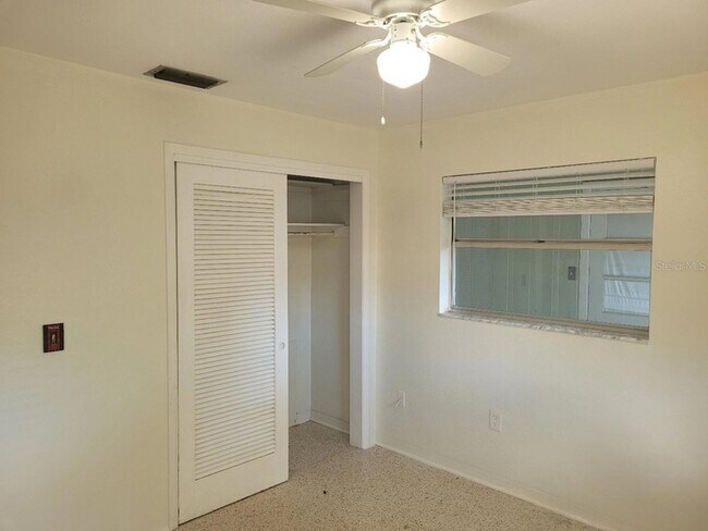 Foto del edificio - 3752 59th St N