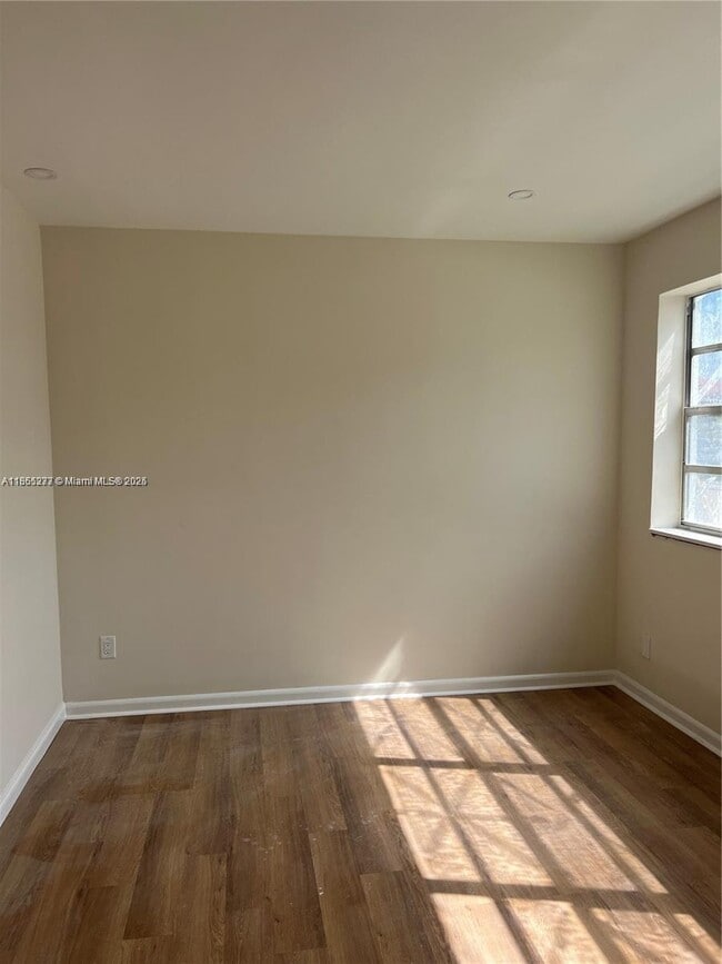 Building Photo - 315 83rd St