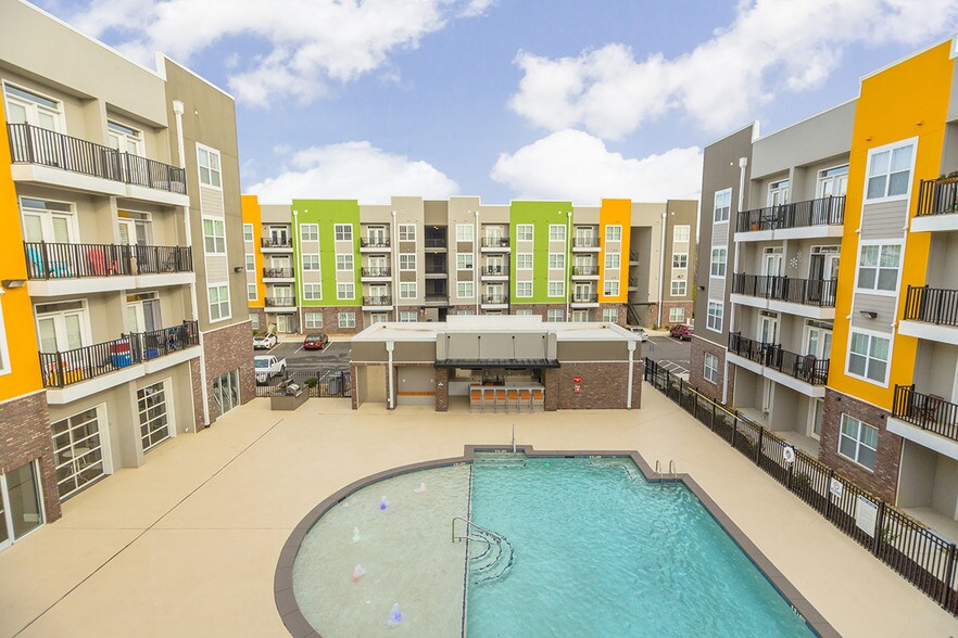 811 East Downtown Rentals Knoxville, TN