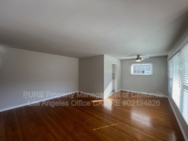 Foto del edificio - 22106 Redbeam Ave