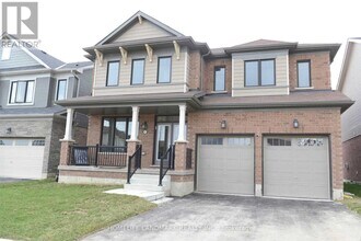 Building Photo - 97 Cactus Cres