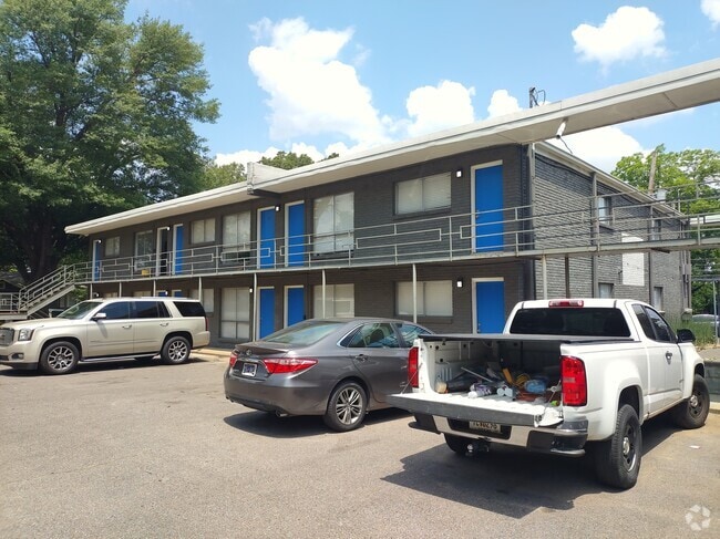 Building Photo - Tiger Flats