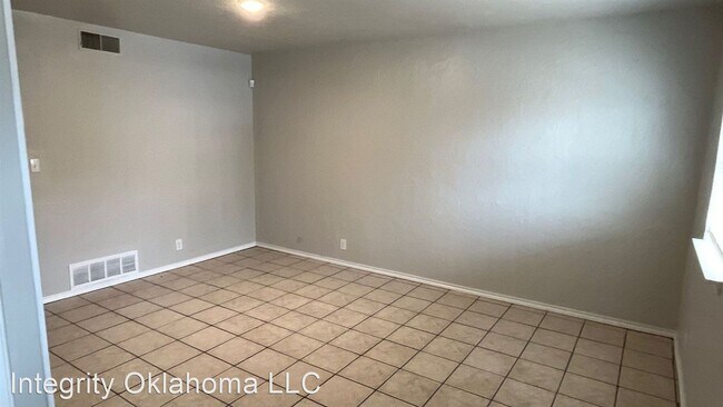 Building Photo - 1 br, 1 bath House - 3018 S. Lee Ave