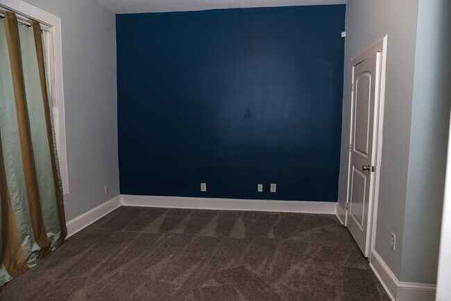 Bedroom 1/Office Space - 636 Lawton St SW