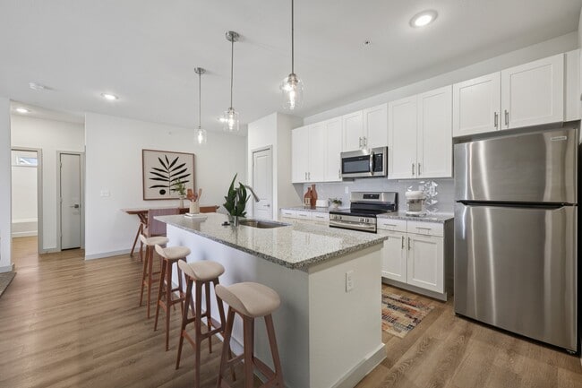 Building Photo - Fountainview at Farmersville