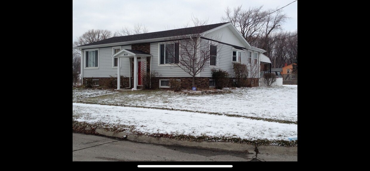Primary Photo - 3639 146th St