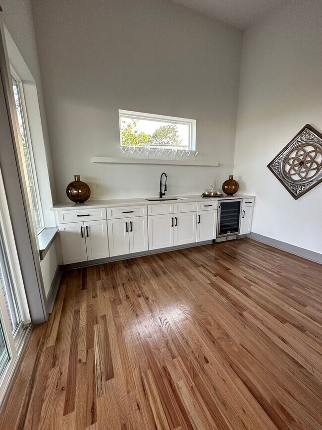 2216 Summitt Ave, Nashville, TN 37218 House Rental in Nashville, TN