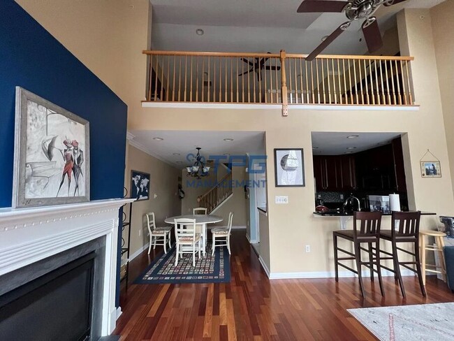 Building Photo - 117 Donato Cir