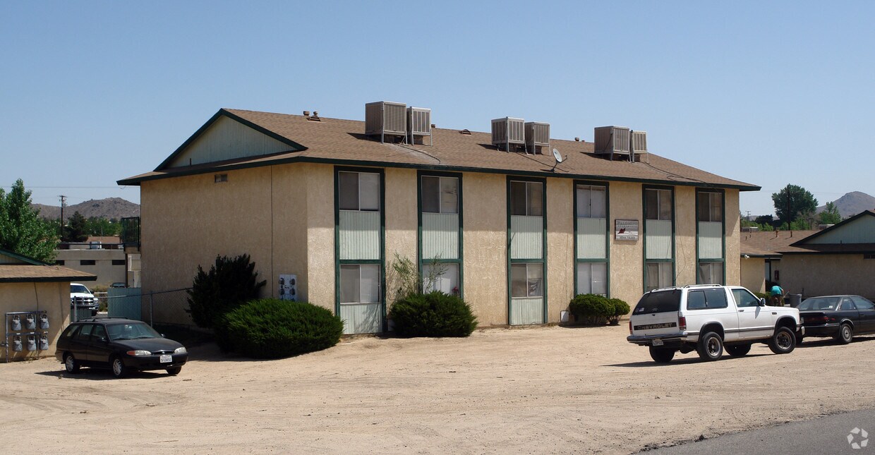 Foto del edificio - 18344 Taloga Rd