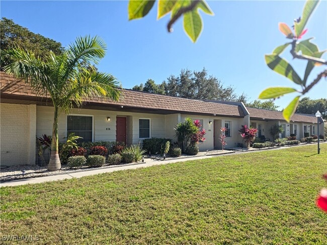 Building Photo - 6300 South Pointe Blvd