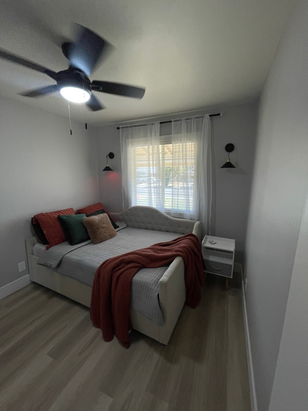 Building Photo - 2409 Glenfaire Dr