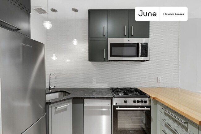 Foto del edificio - 491 W 22nd St