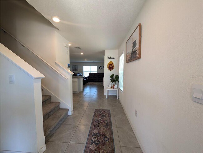 Building Photo - 16546 Mosaic Oar Dr