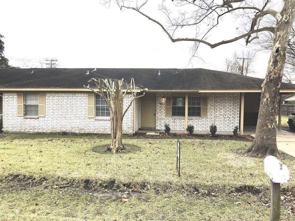 Foto principal - 905 Iwo St
