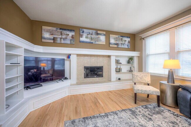 Foto del edificio - 12721 Flint Ln