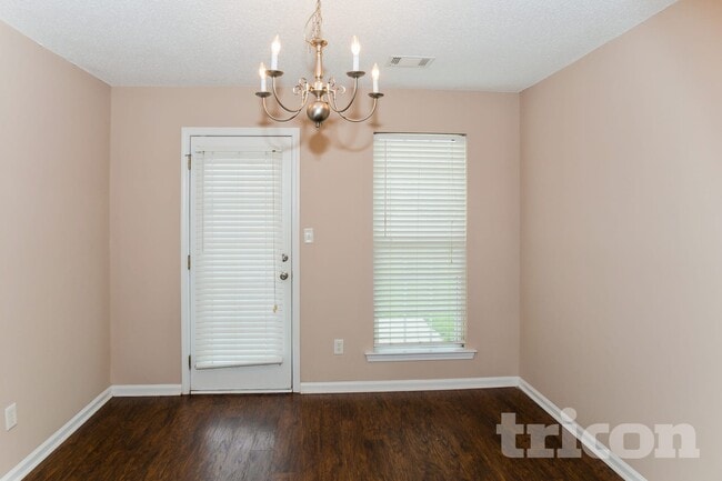 Building Photo - 4902 Ozment Ridge Ct