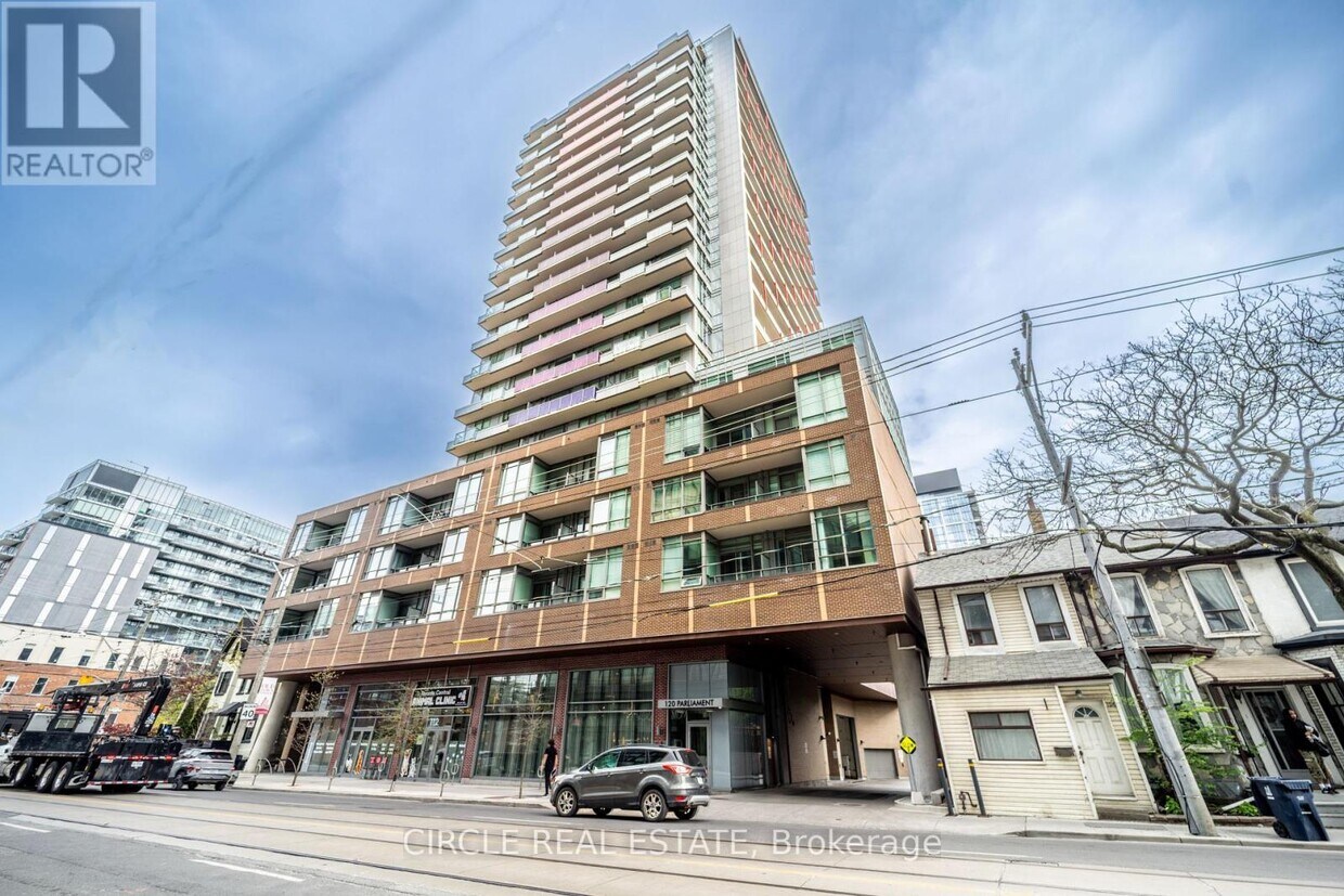 Photo principale - 120-1120 Parliament St