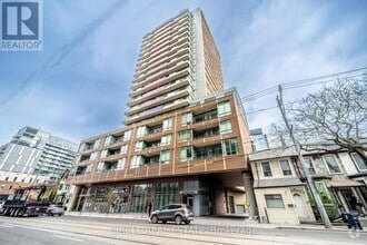 Building Photo - 120-1120 Parliament St