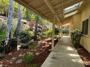 Building Photo - 12660 Viscaino Ct