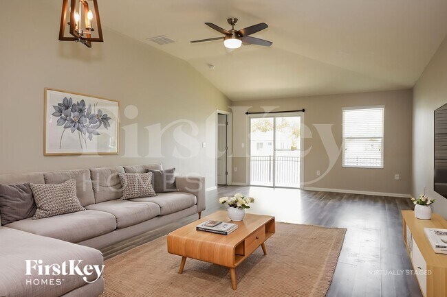 Foto del edificio - 457 Ashby Lndg Wy