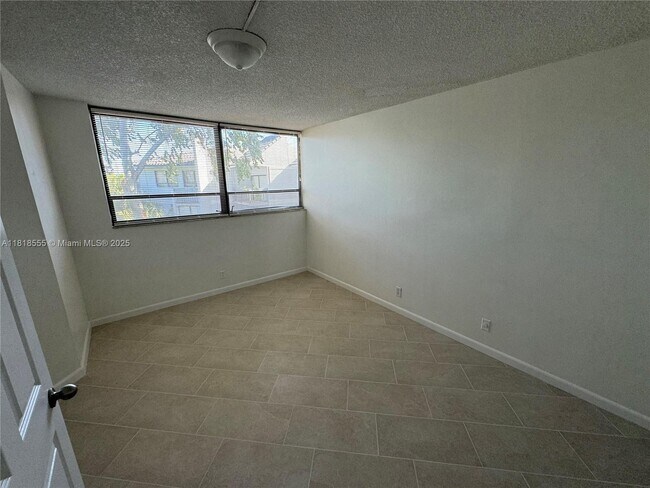 Foto del edificio - 1750 N Congress Ave