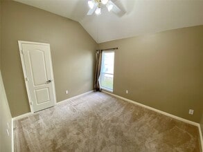 Building Photo - 1314 Big Pines