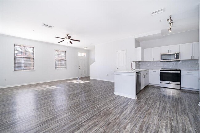 Foto del edificio - 4251 Fox St