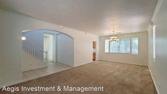 Building Photo - 4 br, 2.5 bath House - 5531 Megan Faye ST