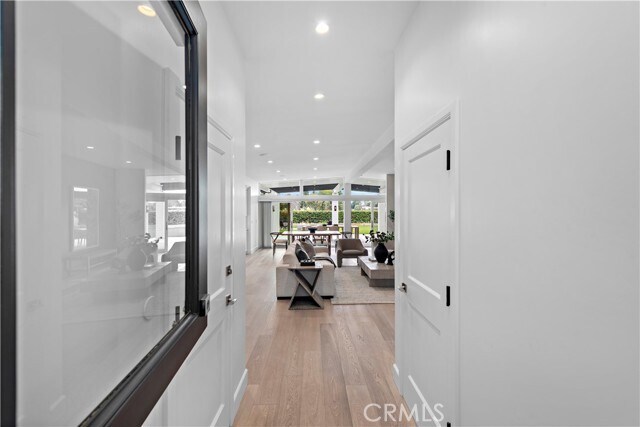 Building Photo - 618 Ramona Dr