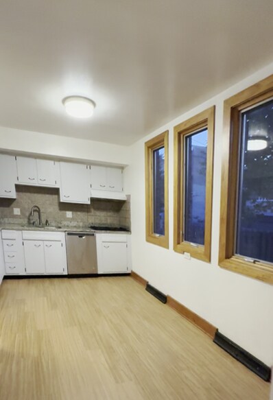 Foto del edificio - 5472 S Ingleside Ave