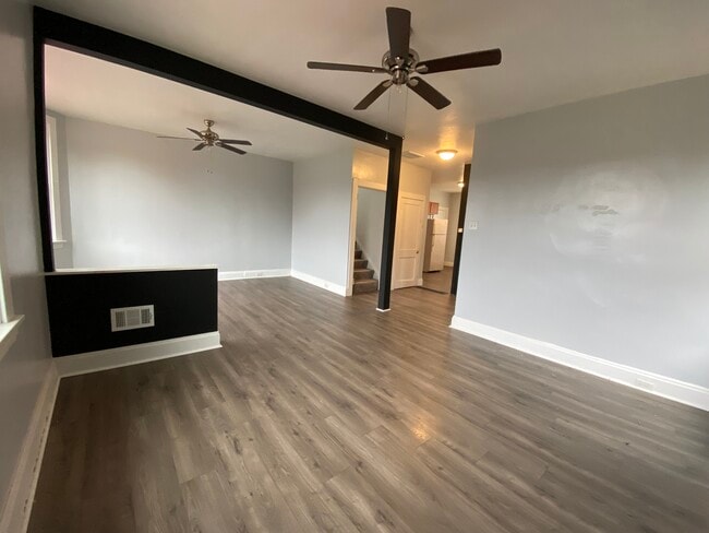 Photo - Gaylord Apartment