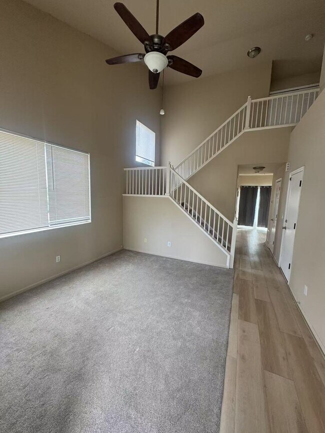 Foto del edificio - 3 Bed Single Family Home in Aurora