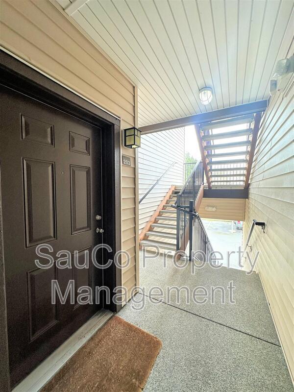 Foto del edificio - 10740 NE Holly St