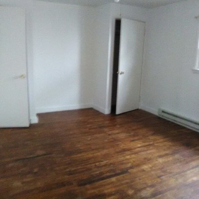 Building Photo - 1 Park St