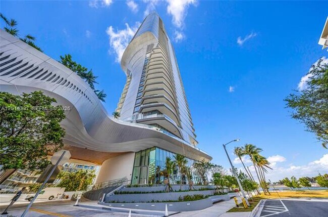 Foto del edificio - 175 SE 25th Rd