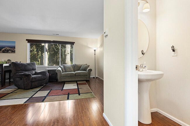 Foto del edificio - 12801 80th Avenue Ct E