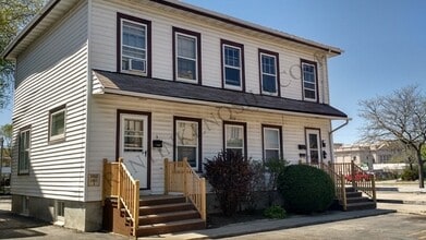 Building Photo - 5912 8th Ave