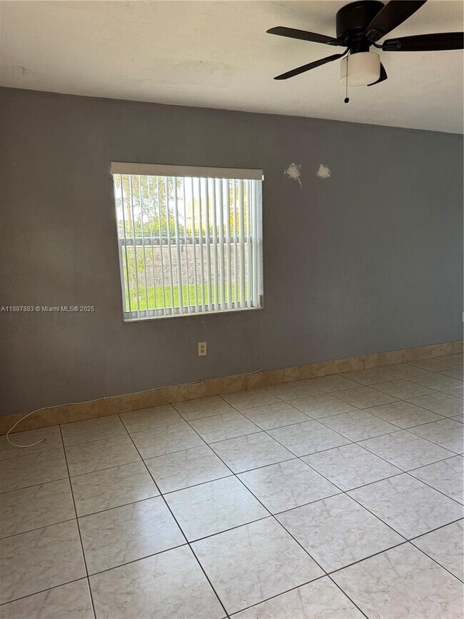 Foto del edificio - 6027 SW 36th Ct