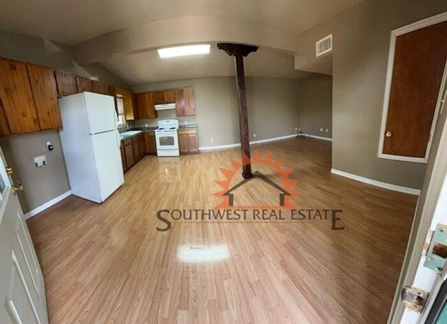 Foto del edificio - Spacious 1 bedroom 1 bath home.