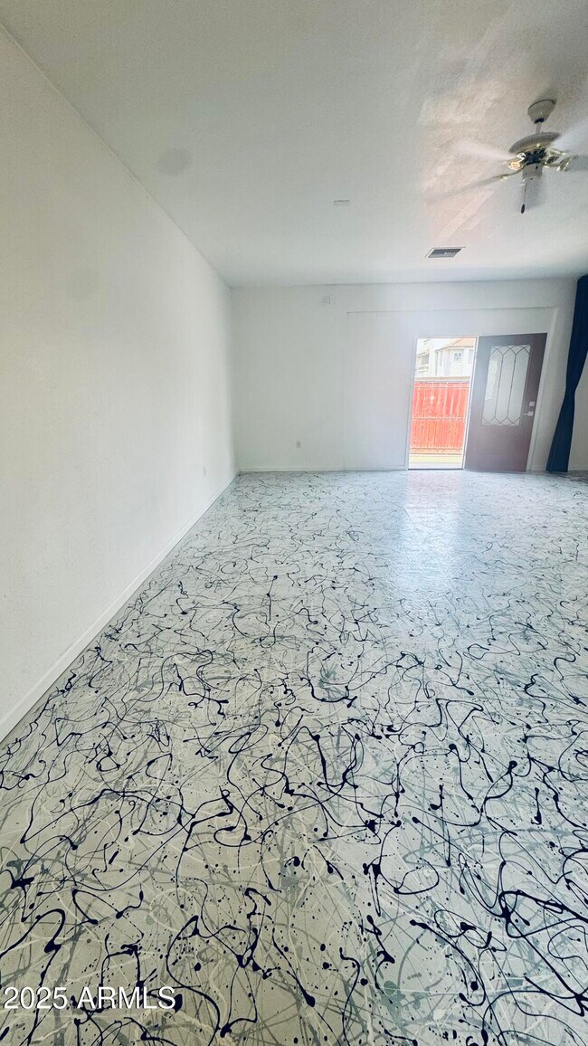 Foto del edificio - 1410 S 37th St