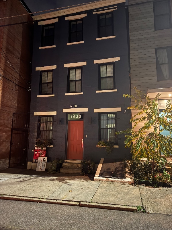 Photo - 1622 Pleasant St (Cincinnati, OH)