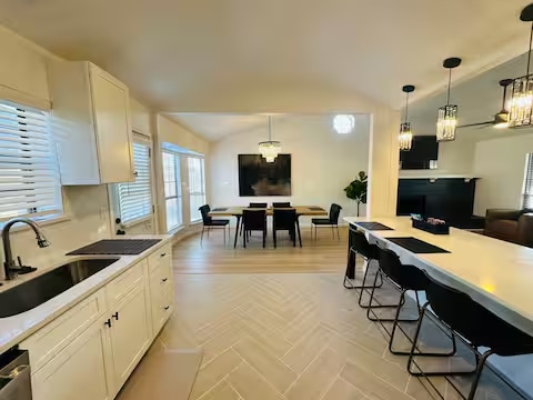 Foto del edificio - 4629 Amherst Ln