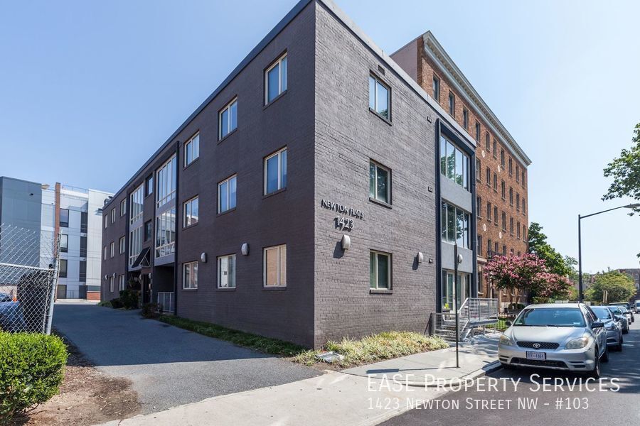 Primary Photo - 1423 Newton St NW