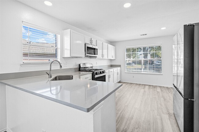 Building Photo - 3107 Snug Harbour Ct