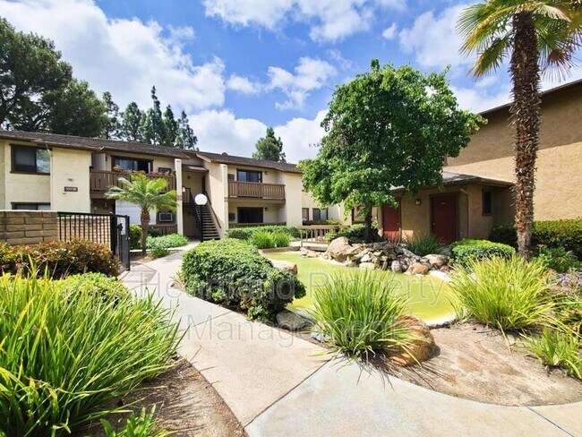Foto del edificio - 10272 Black Mountain Rd