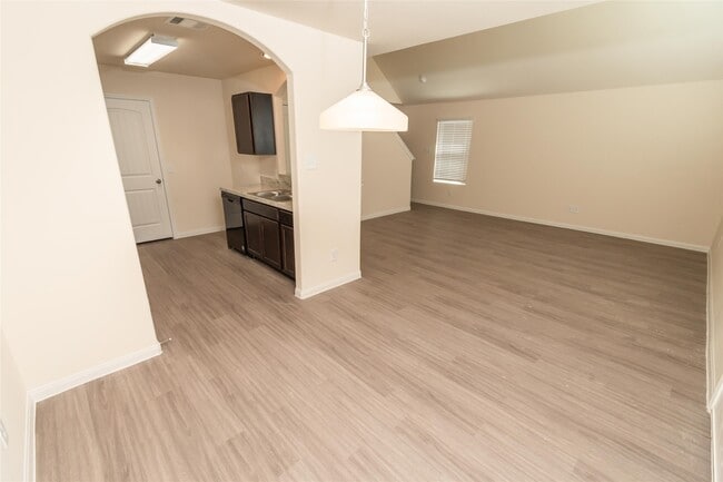 Building Photo - 5310 Rio Ramos Ct