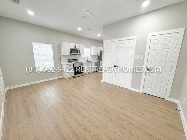 Foto del edificio - 6534 Myrtle St